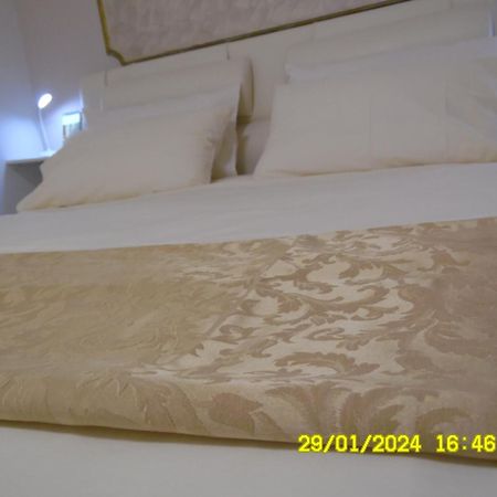 La Casa Di Giuditta - B&B Casa Vacanze - Ramacca ภายนอก รูปภาพ